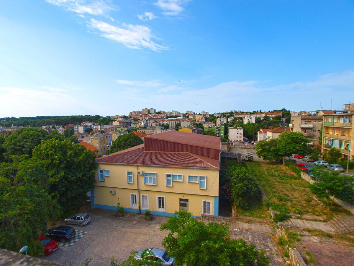 Apartment Silva 1133 Póla Kültér fotó